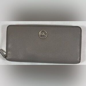 Michael Kors Fulton Gray Pebbled Leather Zip Around Travel Wallet